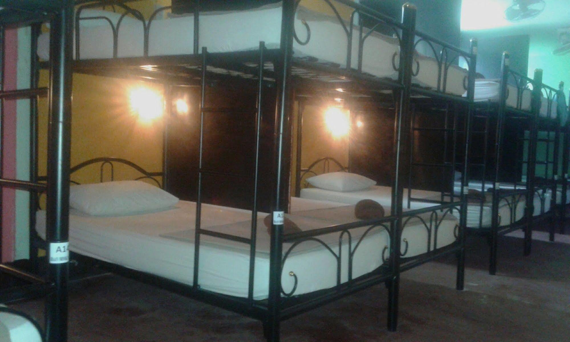 Baan Mook Anda Hostel Ko Lanta Exteriér fotografie